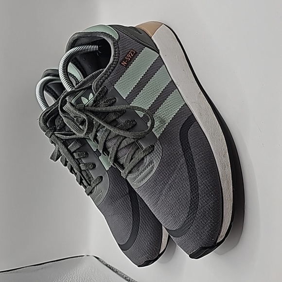 Adidas Originals N-5923 Gray Mint Green Stripes Lace Up Running Sneakers Men 9 - Picture 1 of 10